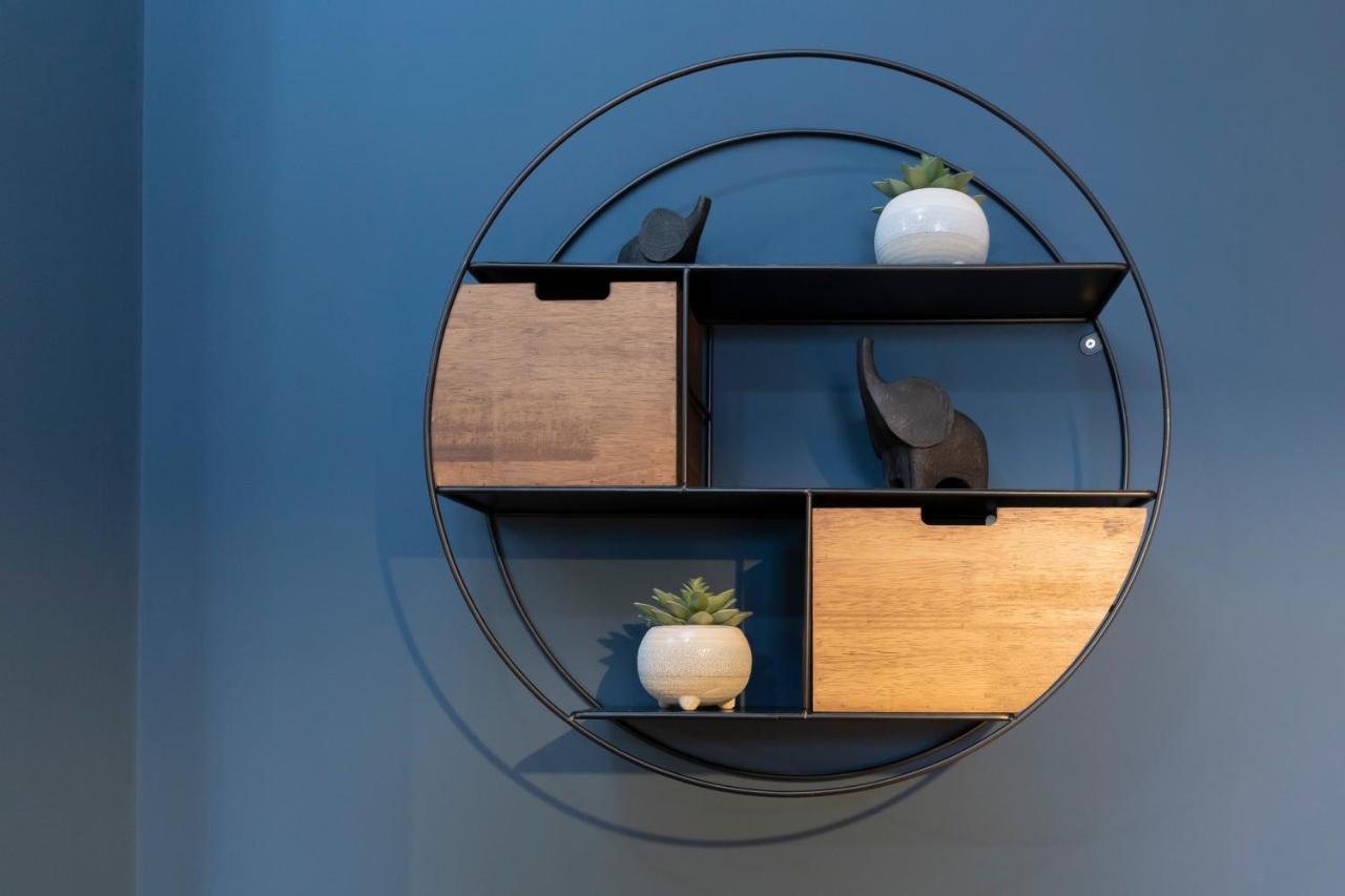 Elliot Oliver - Luxury 2 Bedroom Regency Apartment With Parking & Ev Charger Cheltenham Zewnętrze zdjęcie