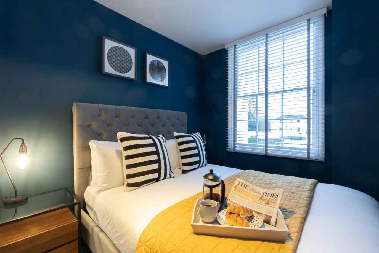 Elliot Oliver - Luxury 2 Bedroom Regency Apartment With Parking & Ev Charger Cheltenham Zewnętrze zdjęcie